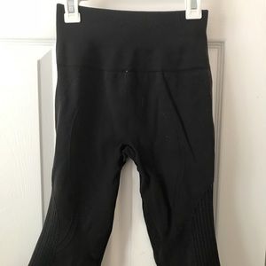 Lululemon Flo & Go Crop Leggings
